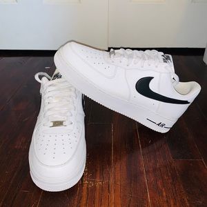 Nike Air Force 1